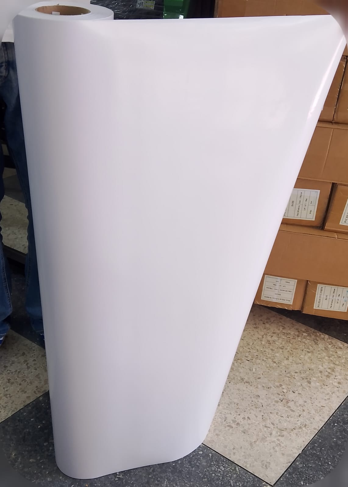 VINYL d'impression blanche  1.07*50 cm